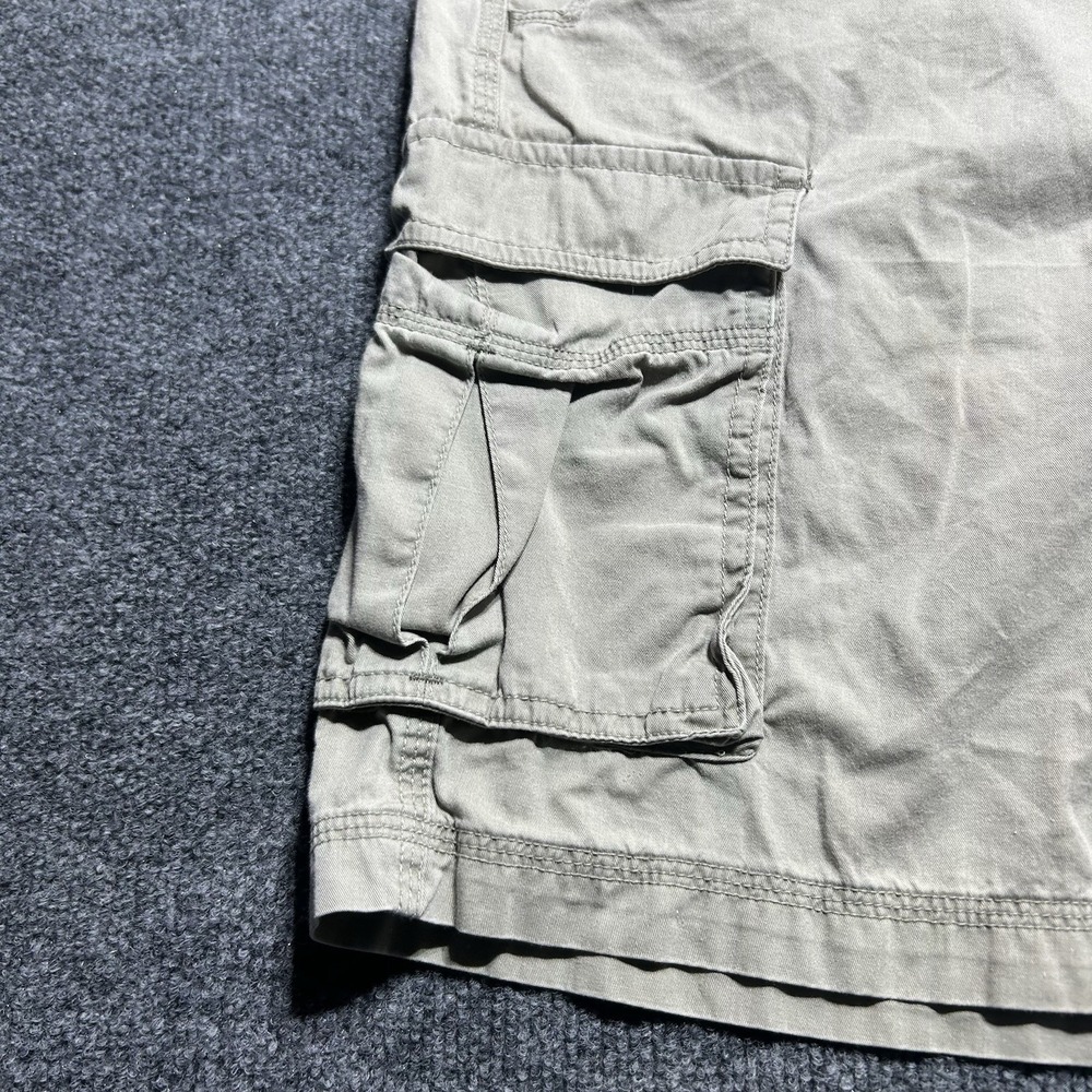 Columbia Men's 38 Cotton Cargo Shorts Beige Flat Front Pockets Button Outdoor - Picture 3 of 14